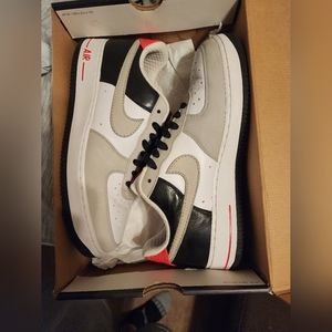 Nike Air Force 1 Low Premium Infrared